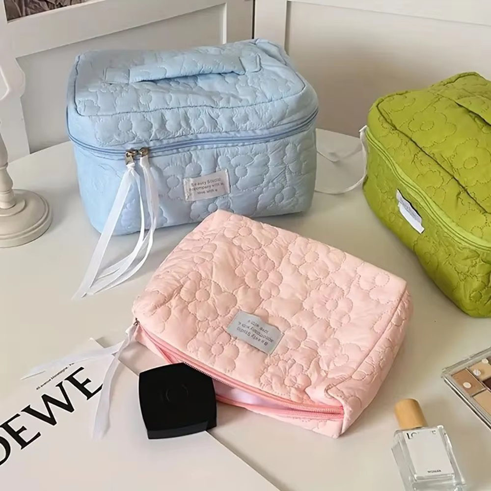 Nowa kosmetyczka damska z kwia – Makeup Organizer recenzja i cena