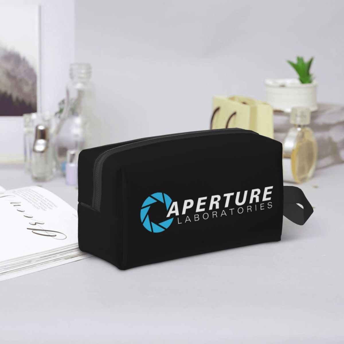 Aperture Science Laboratories  – Beauty Lab Makeup recenzja i cena