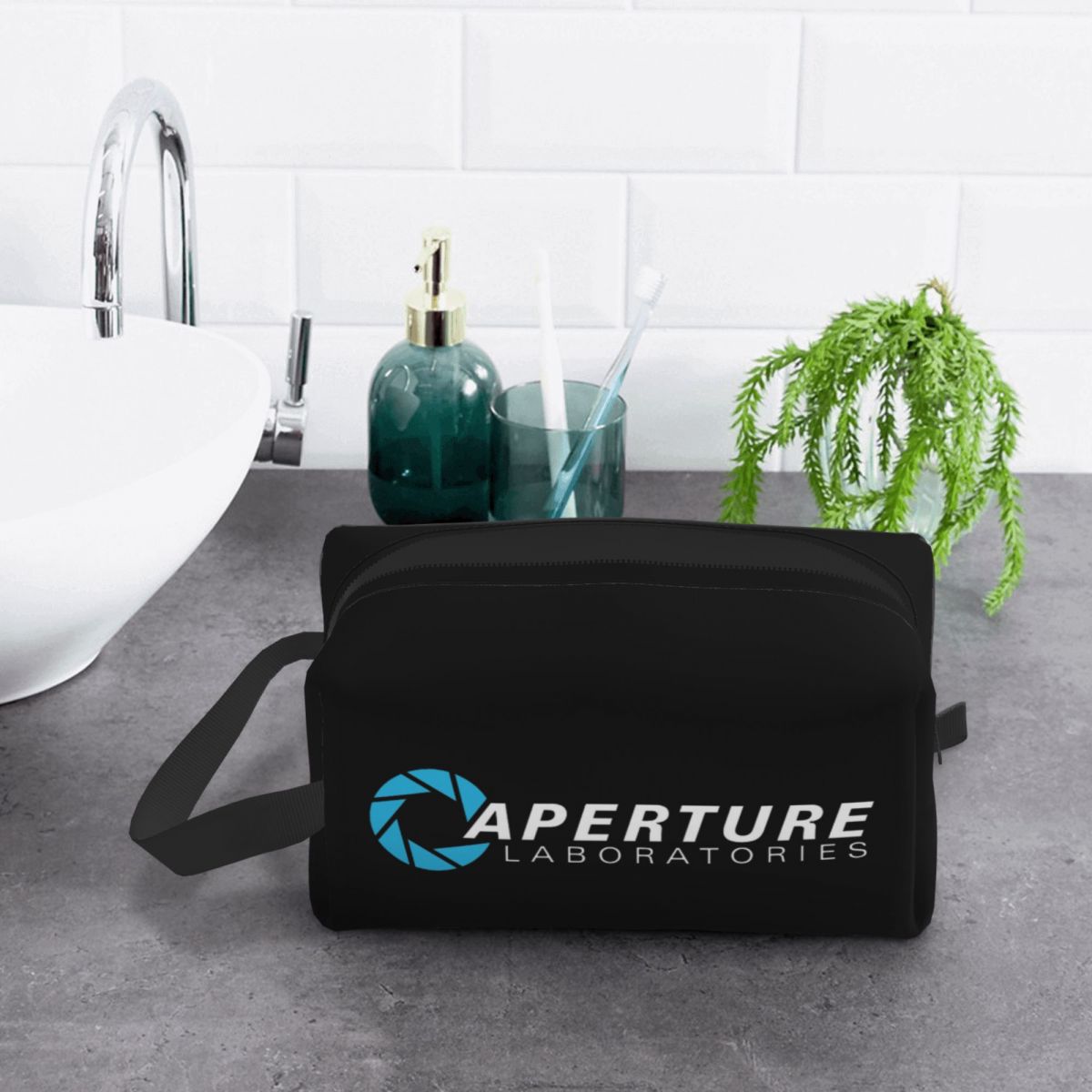 Aperture Science Laboratories  – Beauty Lab Makeup recenzja i cena